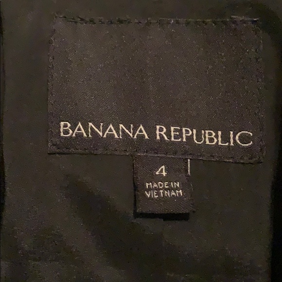 Banana Republic size 4 lined black jacket - Picture 2 of 9